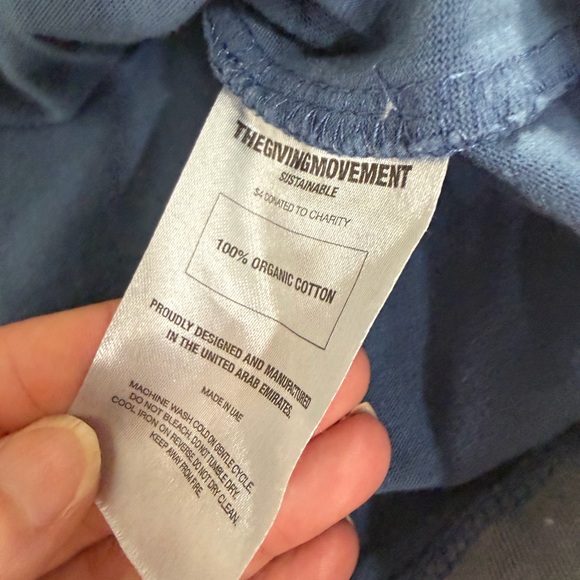 The Giving Movement Oversized  High Neck blue T-shirt Unisex Size S Cropped - Picture 7 of 11